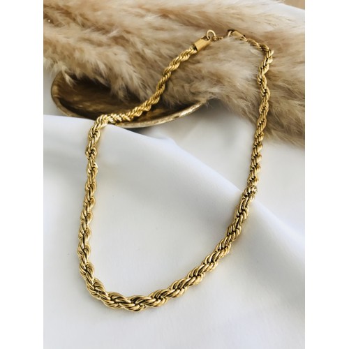 ANIKA CHAINS GOLD