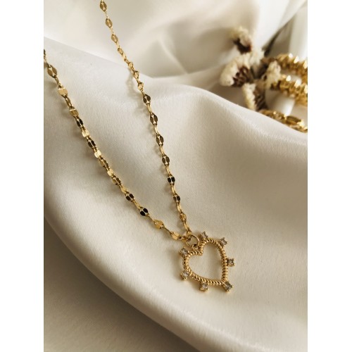 CHRISTAL NECKLACE